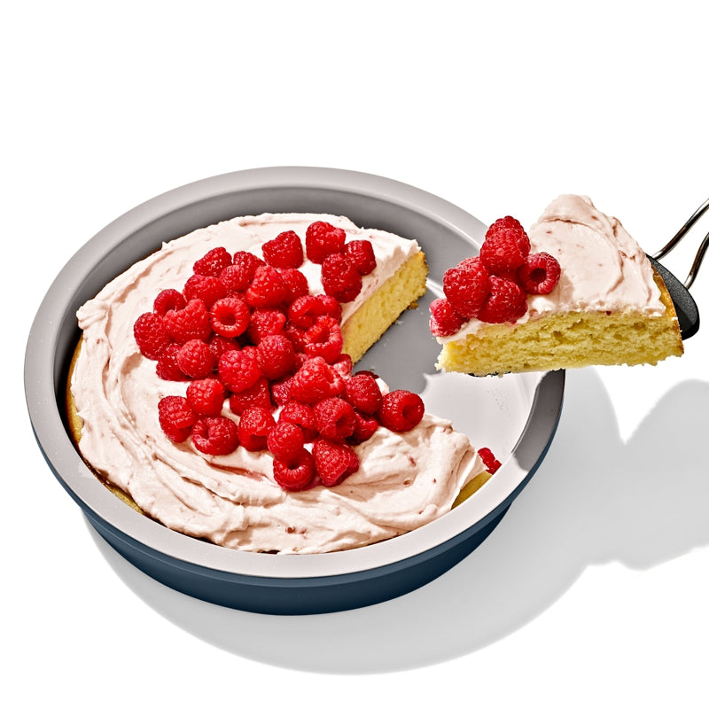 OXO PRO Ceramic Coated Round Cake Pan