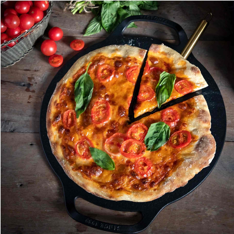 Victoria - Cast Iron Pizza Pan 38 cm